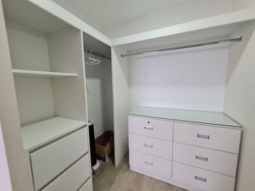SE VENDE DEPARTAMENTO DE INVERSIÓN EN BARRANCO CON VISTA AL MAR