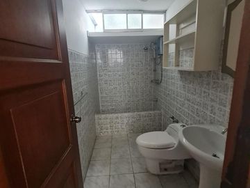 Se vende casa en quinta en Zona financiera de San Isidro