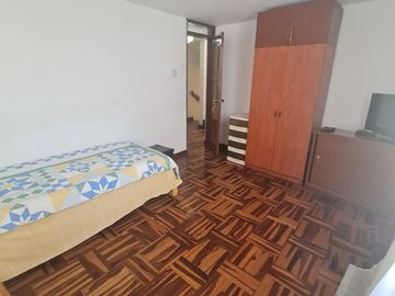 Se vende casa en quinta en Zona financiera de San Isidro