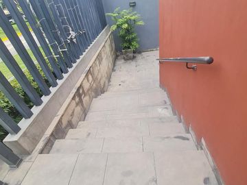 SE VENDE DEPARTAMENTO EN LA MEJOR ZONA DE CHACARILLA FRENTE A PARQUE