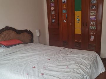 SE VENDE DEPARTAMENTO EN LA MEJOR ZONA DE CHACARILLA FRENTE A PARQUE