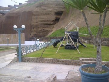 Venta de terreno en playa Las Lomas con vista al mar