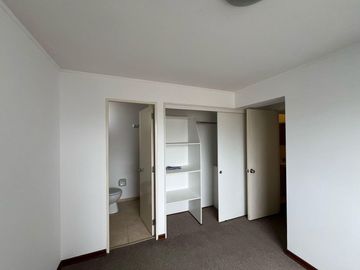 SE VENDE DEPARTAMENTO EN EDIFICIO ATLANTIS DE 2 DORMITORIOS