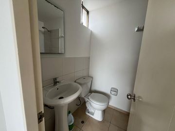SE VENDE DEPARTAMENTO EN EDIFICIO ATLANTIS DE 2 DORMITORIOS