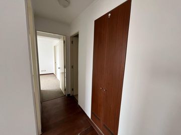 SE VENDE DEPARTAMENTO EN EDIFICIO ATLANTIS DE 2 DORMITORIOS