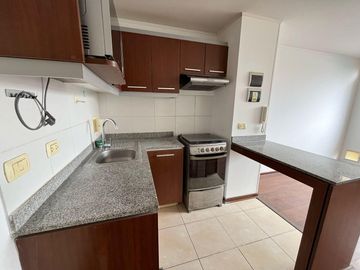 SE VENDE DEPARTAMENTO EN EDIFICIO ATLANTIS DE 2 DORMITORIOS