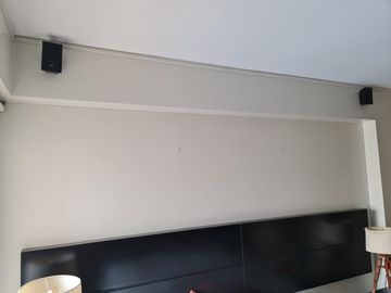 SE ALQUILA DEPARTAMENTO A 5 CUADRAS DEL MALECON EN MIRAFLORES Y A PASOS DE LA ZONA DE PARQUES