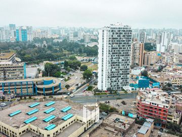 SE ALQUILA PEQUEÑO EDIFICIO PARA CALL CENTER y OFICINA