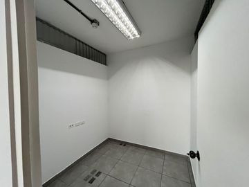 SE ALQUILA PEQUEÑO EDIFICIO PARA CALL CENTER y OFICINA