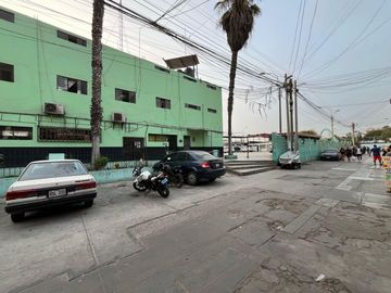 Local en  SE ALQUILA LOCAL COMERCIAL EN SAN JUAN DE MiRAFLORES