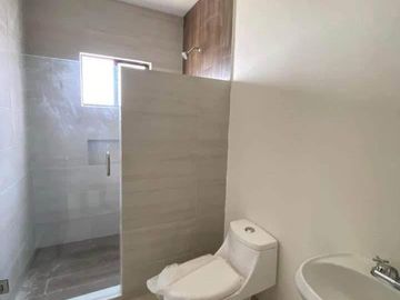 CASA EN VENTA COL. AMPLIACIÓN UNIDAD NACIONAL CD. MADERO