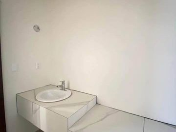 CASA EN VENTA COL. AMPLIACIÓN UNIDAD NACIONAL CD. MADERO