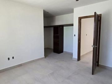 CASA EN VENTA COL. AMPLIACIÓN UNIDAD NACIONAL CD. MADERO