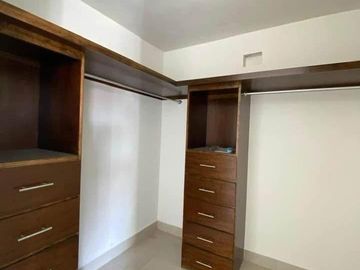 CASA EN VENTA COL. AMPLIACIÓN UNIDAD NACIONAL CD. MADERO