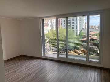 SE VENDE DEPARTAMENTO 2D2B+1E1B - METRO MIRADOR