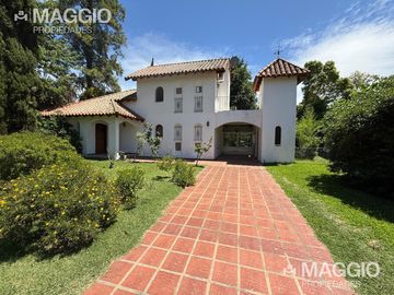 VENTA CASA  EN COUNTRY BANCO PROVINCIA
