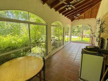 VENTA CASA  EN COUNTRY BANCO PROVINCIA