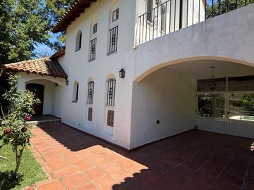 VENTA CASA  EN COUNTRY BANCO PROVINCIA