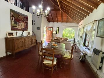VENTA CASA  EN COUNTRY BANCO PROVINCIA