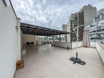Exclusivo Flat con doble terraza