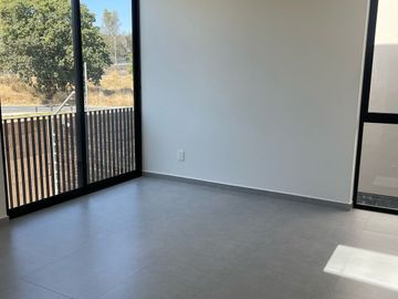 CASA EN VENTA EN COTO BOSQUETTO