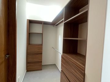 CASA EN VENTA EN COTO BOSQUETTO