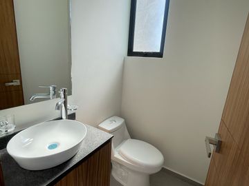 CASA EN VENTA EN COTO BOSQUETTO