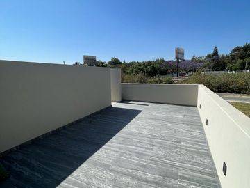 CASA EN VENTA EN COTO BOSQUETTO