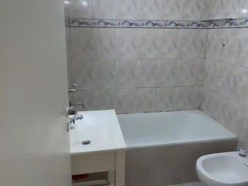 Departamento en venta - 2 Dormitorios 1 Baño - Recoleta