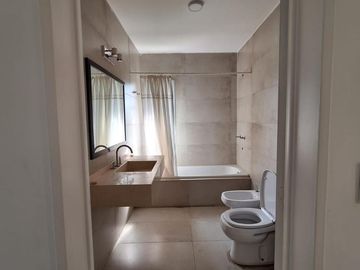 RBS. HERMOSA CASA EN EL CAMPO FINCAS EXCLUSIVAS, CARDALES.