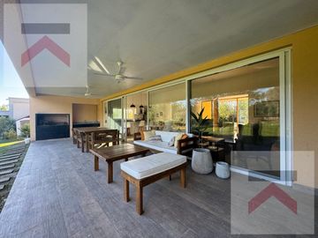 Casa 4 dormitorios piscina gran lote 2170m2 Barrio Chacras de la Reserva Cardales