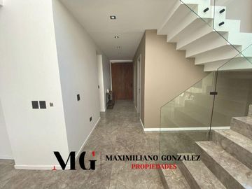 Casa en  venta, 7 ambientes - Terralagos, Canning