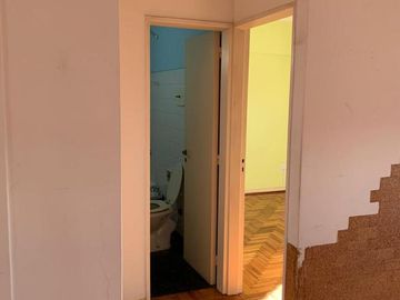 Av. Jujuy 400. Depto de 2 ambientes en venta. Balvanera