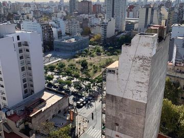 Av. Jujuy 400. Depto de 2 ambientes en venta. Balvanera