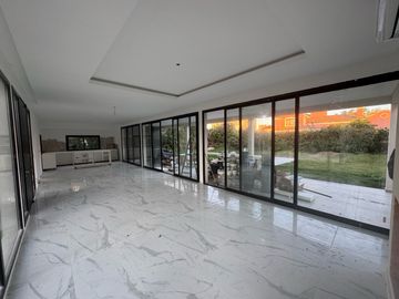 Casa de 4 dormitorios en venta en Haras Santa Maria, Escobar