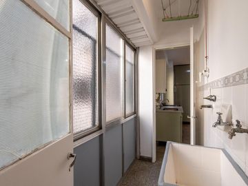 Departamento en  VENTA 4 ambientes Balvanera