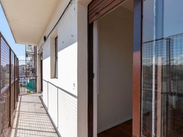Departamento en  VENTA 4 ambientes Balvanera
