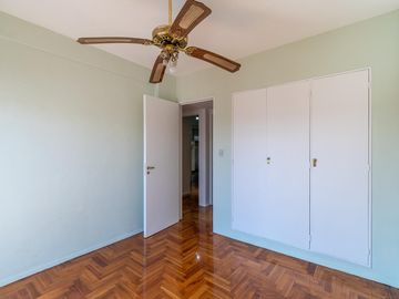 Departamento en  VENTA 4 ambientes Balvanera