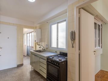 Departamento en  VENTA 4 ambientes Balvanera