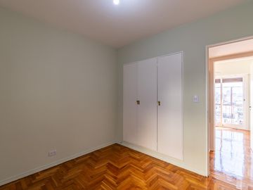 Departamento en  VENTA 4 ambientes Balvanera