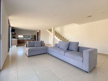 CASA DUPLEX - PLANTA ALTA