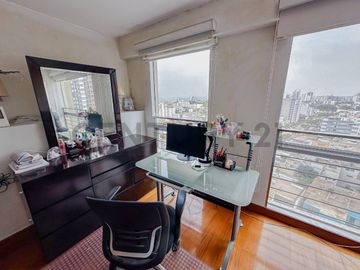 OCASIÓN PENTHOUSE -VISTA EXTERNA CON 2 COCHERAS Y DEPOSITO LIMITE CON SAN ISIDRO