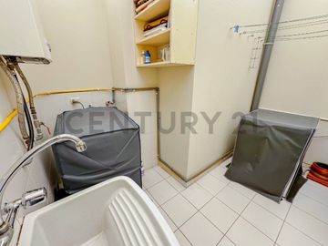 OCASIÓN PENTHOUSE -VISTA EXTERNA CON 2 COCHERAS Y DEPOSITO LIMITE CON SAN ISIDRO