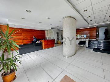 OCASIÓN PENTHOUSE -VISTA EXTERNA CON 2 COCHERAS Y DEPOSITO LIMITE CON SAN ISIDRO