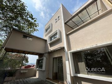 Casa en Venta Fraccionamiento Privado, Con Departamento incluido