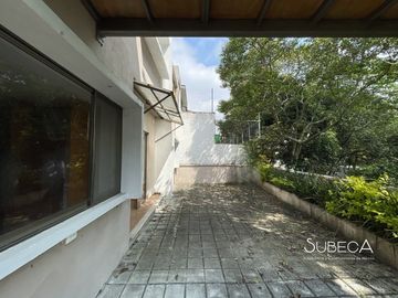 Casa en Venta Fraccionamiento Privado, Con Departamento incluido