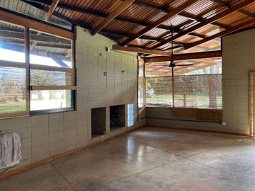 ROLDÁN -RAIGALES BARRIO CERRADO- ViVIENDA  SOBRE 6000 m2  - PISCINA