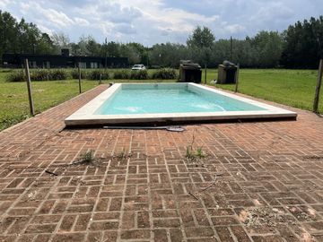 ROLDÁN -RAIGALES BARRIO CERRADO- ViVIENDA  SOBRE 6000 m2  - PISCINA