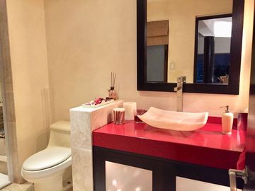 Casa en Venta cerca de Interlomas, $18,000,000