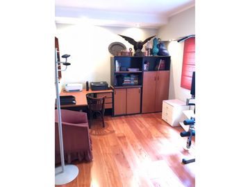 VENTA DUPLEX DE PASILLO 2 DORMITORIOS MAS ESCRITORIO